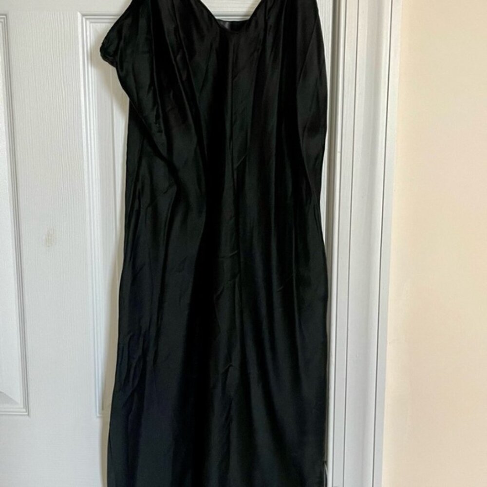 Elegant Black Dress